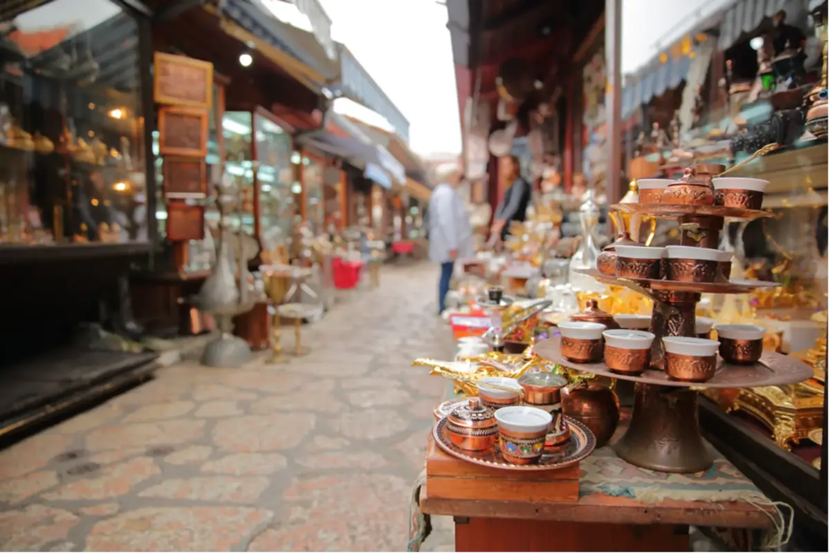 Bakırcılar Çarşısı (Kazandziluk)
