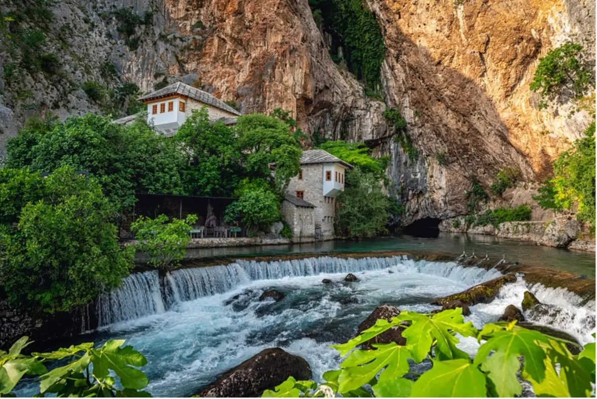 Blagaj Tekkesi (Alperenler Tekkesi)